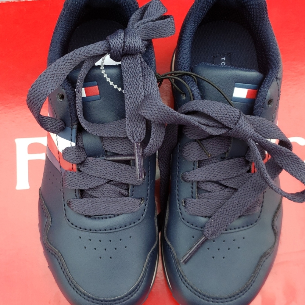 Tommy Hilfiger kids sniker